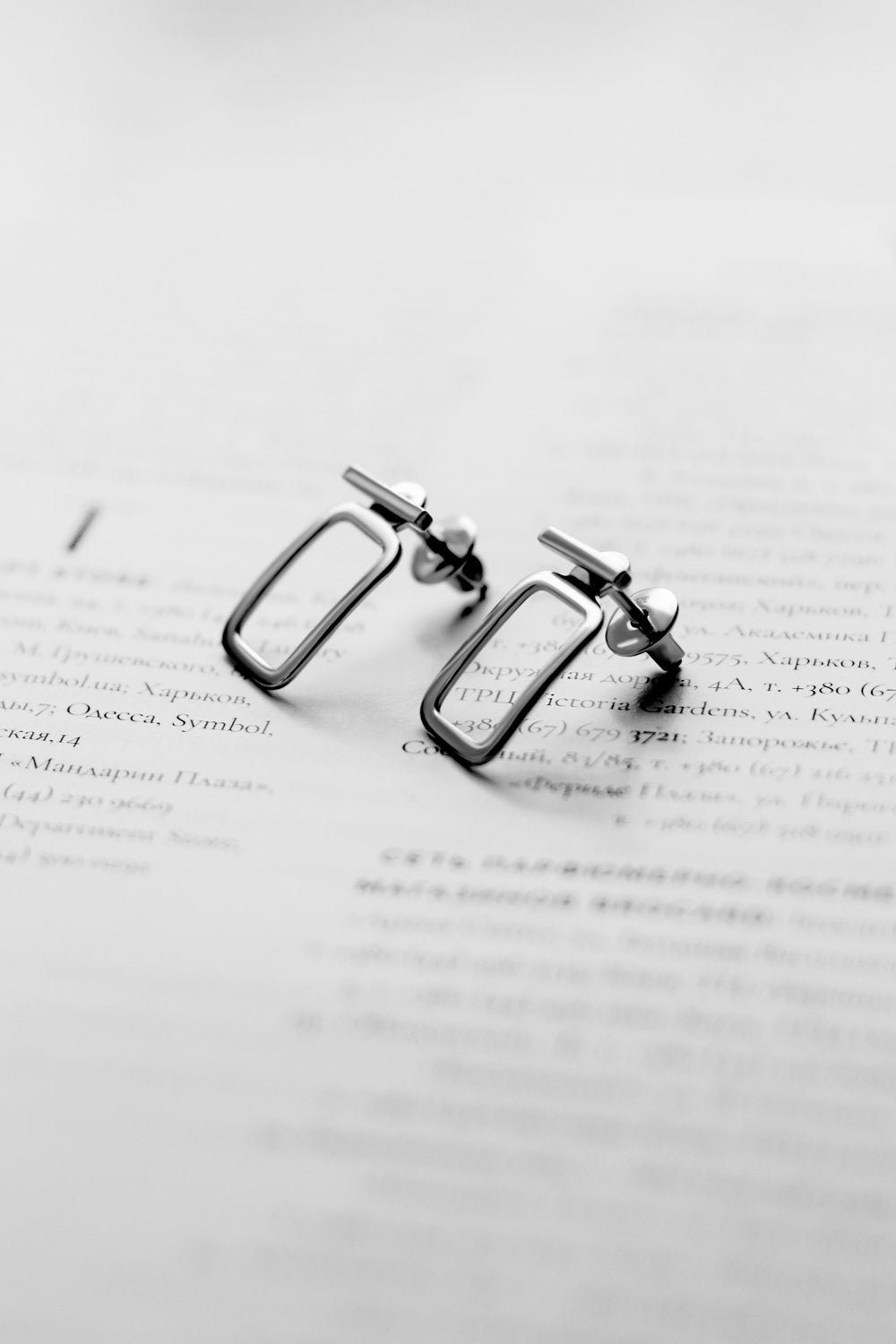 Срібні сережки-гвоздики