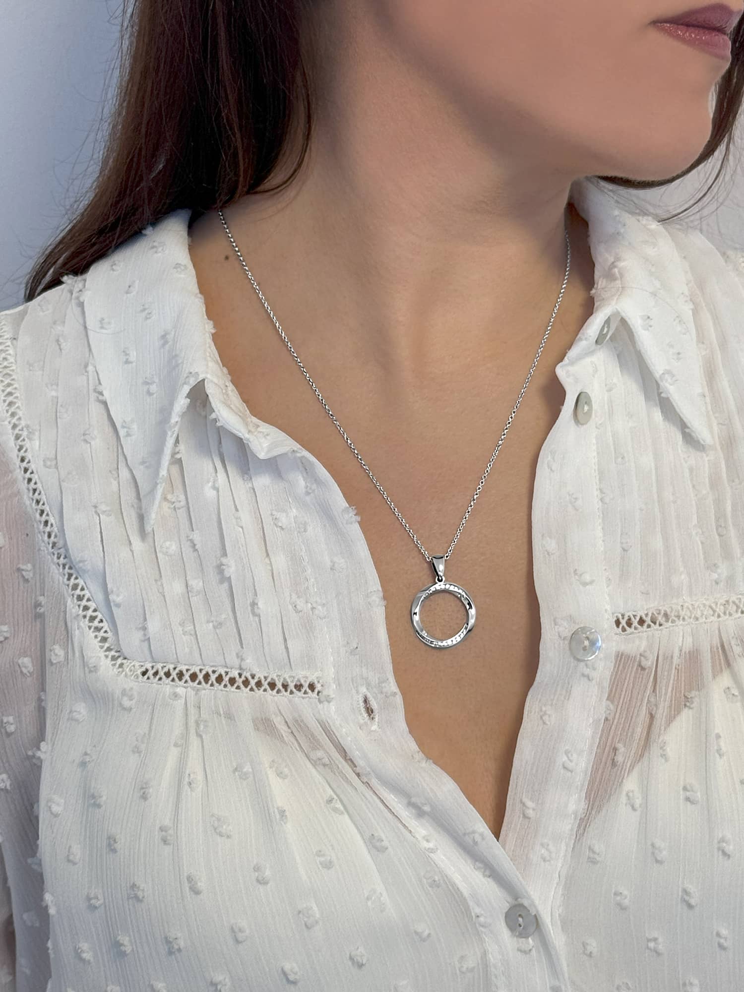 Срібний кулон
